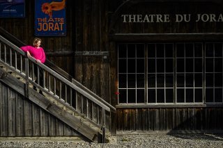 Ariane Moret, directrice du Théâtre du Jorat, annonce une hausse du nombre de spectacteurs de 30% pour la saison 2024 (archives). KEYSTONE/JEAN-CHRISTOPHE BOTT